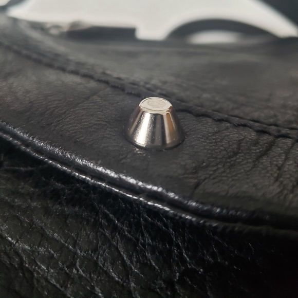 Zara | Leather Handbag with Shoulder Strap - Picture 5 of 15